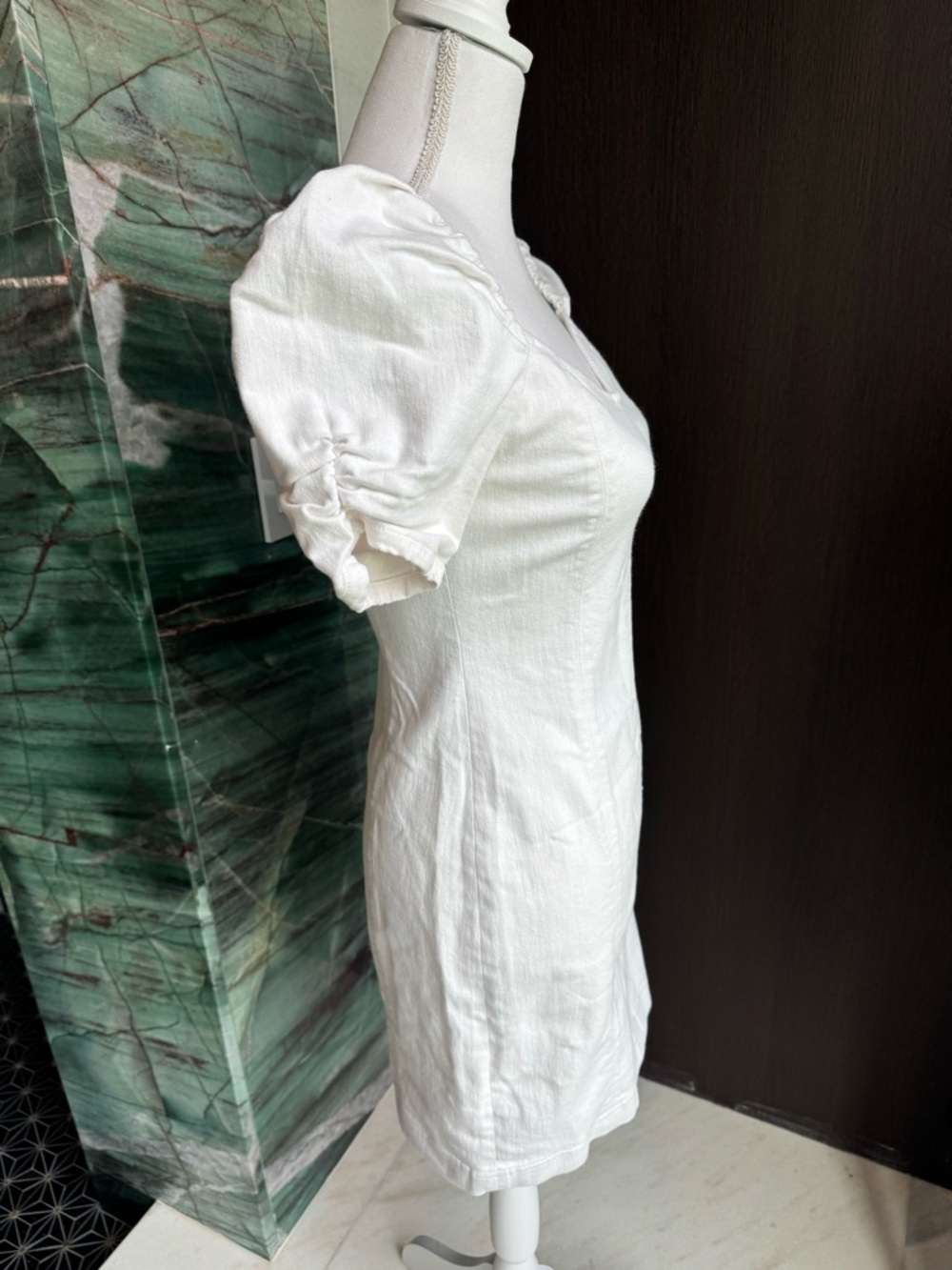 Alice + Olivia WHITE MIMI DENIM MINI DRESS SZ 10 - Picture 8 of 12